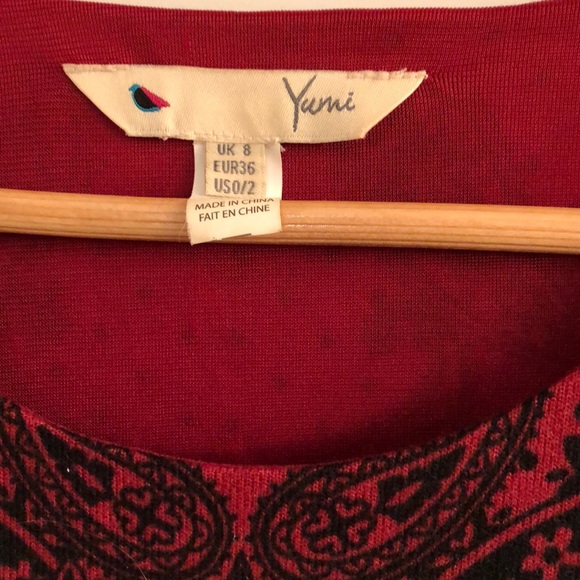 Red and black patterned sweater dress - Picture 2 of 3